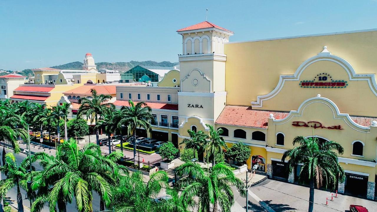 Mega Suite Junto Al San Marino Shopping 과야킬 외부 사진